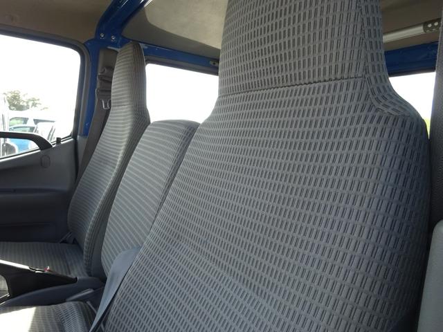 トヨエース 　Ｗキャブ　６人乗り　垂直ゲート　６００ｋｇ　オートマ　２ｔ　極東Ｖ６００　衝突被害軽減ブレーキシステム　ナビＴＶ　Ｂｌｕｅｔｏｏｔｈ　バックカメラ　ＥＴＣ　ドライブレコーダー　キーレス（21枚目）
