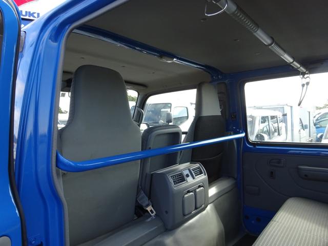 トヨエース 　Ｗキャブ　６人乗り　垂直ゲート　６００ｋｇ　オートマ　２ｔ　極東Ｖ６００　衝突被害軽減ブレーキシステム　ナビＴＶ　Ｂｌｕｅｔｏｏｔｈ　バックカメラ　ＥＴＣ　ドライブレコーダー　キーレス（28枚目）