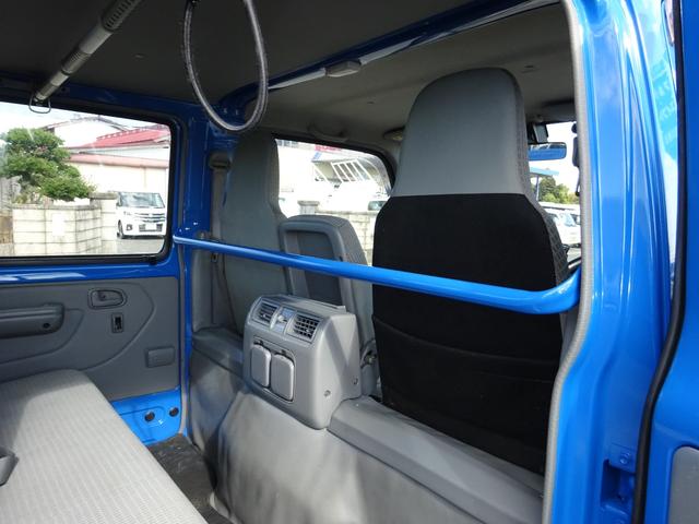 トヨエース 　Ｗキャブ　６人乗り　垂直ゲート　６００ｋｇ　オートマ　２ｔ　極東Ｖ６００　衝突被害軽減ブレーキシステム　ナビＴＶ　Ｂｌｕｅｔｏｏｔｈ　バックカメラ　ＥＴＣ　ドライブレコーダー　キーレス（35枚目）