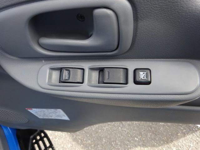 トヨエース 　Ｗキャブ　６人乗り　垂直ゲート　６００ｋｇ　オートマ　２ｔ　極東Ｖ６００　衝突被害軽減ブレーキシステム　ナビＴＶ　Ｂｌｕｅｔｏｏｔｈ　バックカメラ　ＥＴＣ　ドライブレコーダー　キーレス（45枚目）