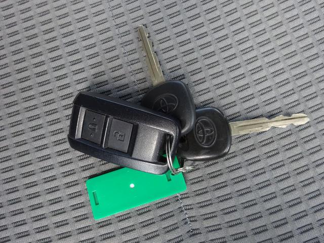 トヨエース 　Ｗキャブ　６人乗り　垂直ゲート　６００ｋｇ　オートマ　２ｔ　極東Ｖ６００　衝突被害軽減ブレーキシステム　ナビＴＶ　Ｂｌｕｅｔｏｏｔｈ　バックカメラ　ＥＴＣ　ドライブレコーダー　キーレス（49枚目）