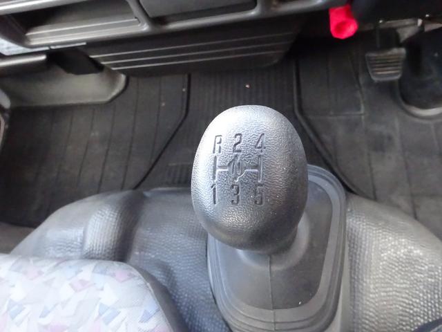 アトラストラック 　全低床　ダンプ　柱なし　２ｔ　５速マニュアル　新明和　ワンオーナー　左側電動格納ミラー　エアコン　パワステ　パワーウィンドウ　ドアバイザー（34枚目）