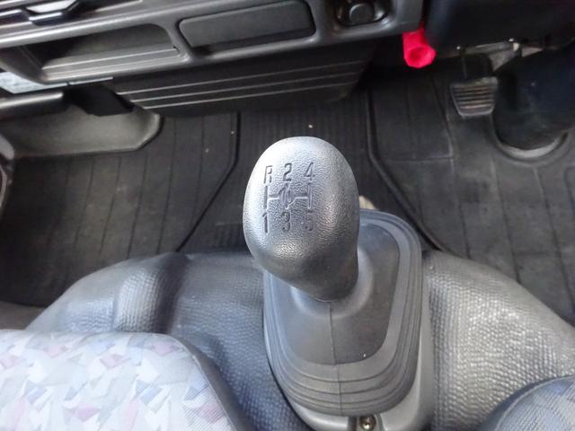 アトラストラック 　全低床　ダンプ　柱なし　２ｔ　５速マニュアル　新明和　ワンオーナー　左側電動格納ミラー　エアコン　パワステ　パワーウィンドウ　ドアバイザー（39枚目）