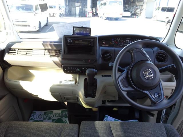 Ｎ－ＢＯＸ Ｇ　福祉車両　４ＷＤ　リア車イス用スロープ　ウインチ付き　リモコン付き　スローパー　左側オートステップ　ナビ　スマートキー　ぷシートヒーター　ケンウッド　ＵＳＢ・ｉＰｏｄレシーバー　Ｕ３３０ＭＳ（62枚目）