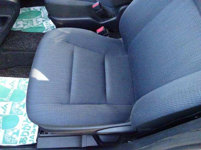 シエンタ ハイブリッドＧ　６人乗り　トヨタセーフティセンス　両側パワースライドドア　ナビＴＶ　バックカメラ　ＥＴＣ　ドライブレコーダー　スマートキー　プッシュスタート　ＬＥＤヘッドライト　フォグランプ　純正アルミホイール（14枚目）