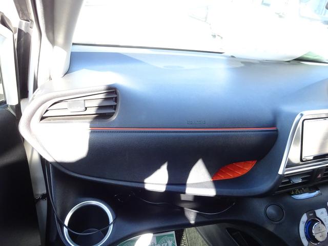 シエンタ ハイブリッドＧ　６人乗り　トヨタセーフティセンス　両側パワースライドドア　ナビＴＶ　バックカメラ　ＥＴＣ　ドライブレコーダー　スマートキー　プッシュスタート　ＬＥＤヘッドライト　フォグランプ　純正アルミホイール（17枚目）