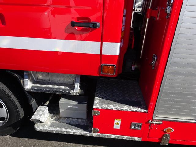 ヒノレンジャー 　消防車　ポンプ　１．５ｔ　オートマ　平和機械　２００６年度製造　Ｅ００８　５人乗り　ホンダ発電機　ドライブレコーダー（11枚目）