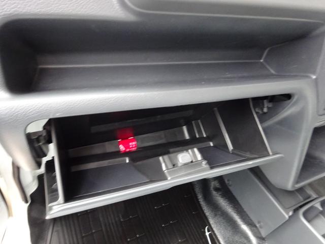 キャリイトラック 4WD ウイング車 幌付き フロアオートマ ETC エアコン パワステ 運転席助手席エアバック ABS 荷台ゴムマット ドアバイザー(35枚目)