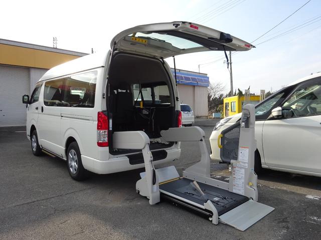ハイエースバン 福祉車両 4WD リアリフト付き 車イス1台固定 10人乗り トヨタセーフティセンス 純正ナビ バックカメラ 左側パワースライドドア オートステップ 寒冷地仕様2バッテリー リアヒーター ウェルキャブ(35枚目)