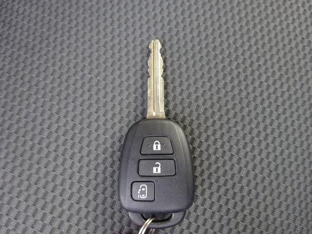 ハイエースバン 福祉車両 4WD リアリフト付き 車イス1台固定 10人乗り トヨタセーフティセンス 純正ナビ バックカメラ 左側パワースライドドア オートステップ 寒冷地仕様2バッテリー リアヒーター ウェルキャブ(47枚目)