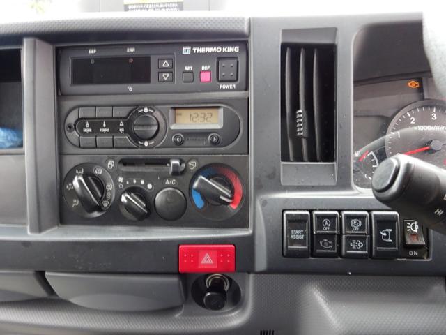 タイタントラック 　冷蔵冷凍車　－２５度　５速マニュアル　左側サイドドア　バックカメラ　ＥＴＣ　衝突被害軽減ブレーキシステム　キーレス　アイドリングストップ　左側電動格納ミラー　最大積載量１５５０ｋｇ（58枚目）