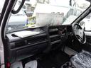 サンバーバン トランスポーター　グレードアップパッケージ　スーパーチャージャー　２ＷＤ　エアコン　パワステ　パワーウインドウ　オートマ　キーレス（5枚目）