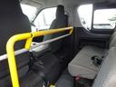 　福祉車両　４ＷＤ　１０人乗り　４型モデル　Ｆタイプ　リアリフト付き　車イス２台固定　オートステップ　２バッテリー　ディーゼルターボ　キーレス（23枚目）