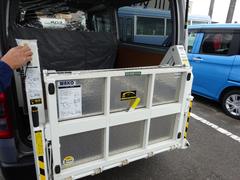 ハイエースバン 　横開き可能パワーゲート４００ｋｇ　ＷＡＫＯ　ＳＫＹ３３　ナビＴＶ 0900002A30221130W005 4