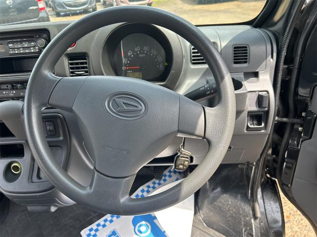 ハイゼットカーゴ デッキバン　Ｇ　４ＷＤ　８ヶ月８０００ＫＭ保証付き　軽バン　ＡＴ　両側スライドドア　アルミホイール　エアコン　パワーウィンドウ（15枚目）
