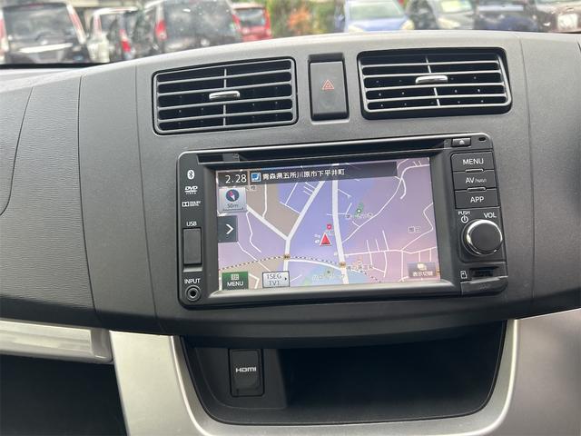 ムーヴ Ｌ　ＶＳスマートセレクションＳＡ＆ＳＮ　４ＷＤ　８ヶ月８０００ＫＭ保証付き　ナビ　衝突被害軽減システム　スマートキー　アイドリングストップ　電動格納ミラー　ベンチシート　ＣＶＴ　ＥＳＣ　ＣＤ　ＤＶＤ再生　ＵＳＢ　Ｂｌｕｅｔｏｏｔｈ（3枚目）