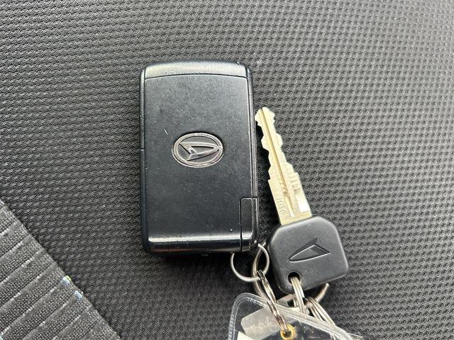 ムーヴ Ｌ　ＶＳスマートセレクションＳＡ＆ＳＮ　４ＷＤ　８ヶ月８０００ＫＭ保証付き　ナビ　衝突被害軽減システム　スマートキー　アイドリングストップ　電動格納ミラー　ベンチシート　ＣＶＴ　ＥＳＣ　ＣＤ　ＤＶＤ再生　ＵＳＢ　Ｂｌｕｅｔｏｏｔｈ（11枚目）