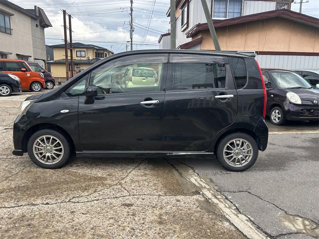 ムーヴ Ｌ　ＶＳスマートセレクションＳＡ＆ＳＮ　４ＷＤ　８ヶ月８０００ＫＭ保証付き　ナビ　衝突被害軽減システム　スマートキー　アイドリングストップ　電動格納ミラー　ベンチシート　ＣＶＴ　ＥＳＣ　ＣＤ　ＤＶＤ再生　ＵＳＢ　Ｂｌｕｅｔｏｏｔｈ（20枚目）