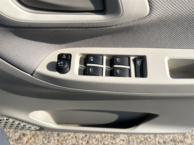 ムーヴ Ｌ　ＳＡＩＩＩ　４ＷＤ　８ヶ月８０００ＫＭ保証付き　ＥＴＣ　衝突被害軽減システム　オートマチックハイビーム　キーレスエントリー　アイドリングストップ　電動格納ミラー　シートヒーター　ベンチシート　ＣＶＴ　ＥＳＣ（10枚目）