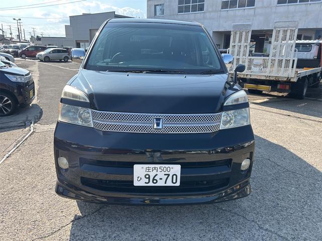 ヴォクシー Z 煌 4WD 8ヶ月8000KM保証付き ナビ 両側スライドドア HID キーレスエントリー 電動格納ミラー 3列シート CVT アルミホイール ミュージックプレイヤー接続可 衝突安全ボディ ABS(13枚目)