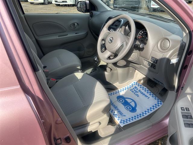 整備スタッフは国家資格を持つプロの整備士です。車検の受入／中間／完成検査と保安基準発行のすべても自社で行います。