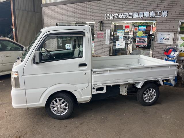 キャリイトラック ＫＣエアコン・パワステ　オートマ　４ＷＤ　走行１８５００Ｋｍ　アルミ（4枚目）