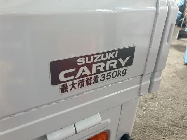 キャリイトラック ＫＣエアコン・パワステ　オートマ　４ＷＤ　走行１８５００Ｋｍ　アルミ（11枚目）
