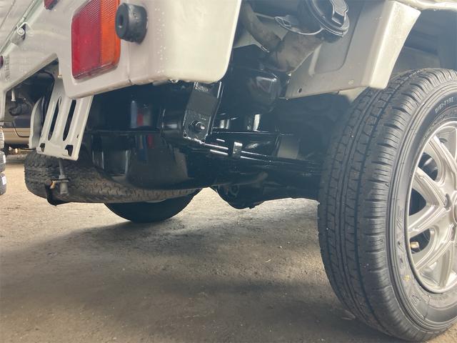 キャリイトラック ＫＣエアコン・パワステ　オートマ　４ＷＤ　走行１８５００Ｋｍ　アルミ（25枚目）