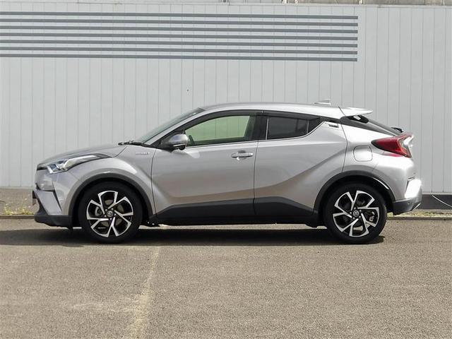 Ｃ－ＨＲ Ｇ　フルセグ　メモリーナビ　ＤＶＤ再生　バックカメラ　衝突被害軽減システム　ＥＴＣ　ＬＥＤヘッドランプ　ワンオーナー　アイドリングストップ（4枚目）