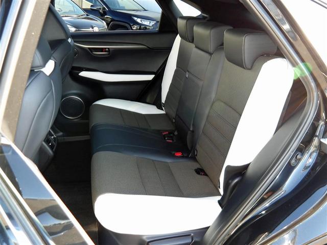 NX NX300h Fスポーツ 革シート サンルーフ フルセグ メモリーナビ DVD再生 ミュージックプレイヤー接続可 バックカメラ 衝突被害軽減システム ETC ドラレコ LEDヘッドランプ ワンオーナー 記録簿(26枚目)