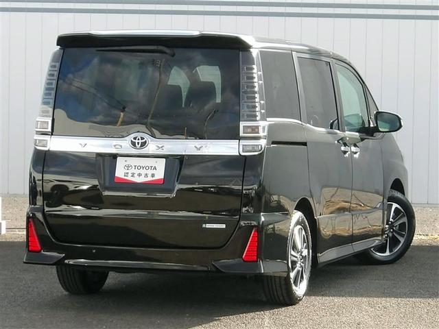 ヴォクシー ZS フルセグ メモリーナビ DVD再生 後席モニター バックカメラ 衝突被害軽減システム ETC ドラレコ 両側電動スライド LEDヘッドランプ ウオークスルー 乗車定員7人 3列シート ワンオーナー(5枚目)