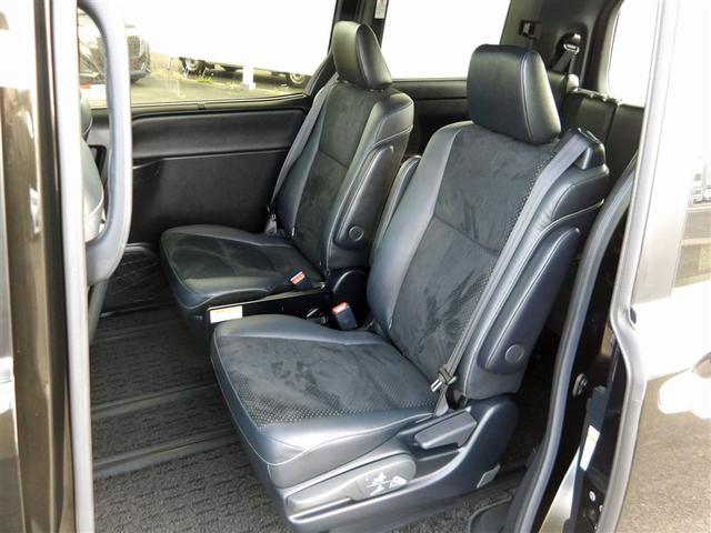 ヴォクシー ZS フルセグ メモリーナビ DVD再生 後席モニター バックカメラ 衝突被害軽減システム ETC ドラレコ 両側電動スライド LEDヘッドランプ ウオークスルー 乗車定員7人 3列シート ワンオーナー(26枚目)