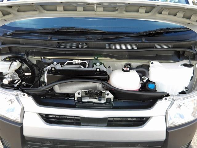 ハイエースバン ロングDX 4WD ワンセグ メモリーナビ DVD再生 バックカメラ 衝突被害軽減システム ETC ドラレコ 乗車定員6人 ディーゼル(29枚目)