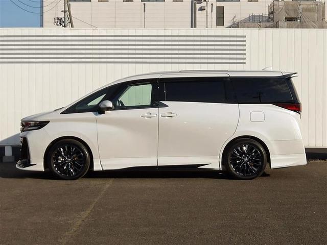 ヴェルファイアハイブリッド Ｚ　プレミア　革シート　サンルーフ　４ＷＤ　フルセグ　メモリーナビ　ミュージックプレイヤー接続可　後席モニター　バックカメラ　衝突被害軽減システム　ＥＴＣ　ドラレコ　両側電動スライド　ＬＥＤヘッドランプ　３列シート（4枚目）