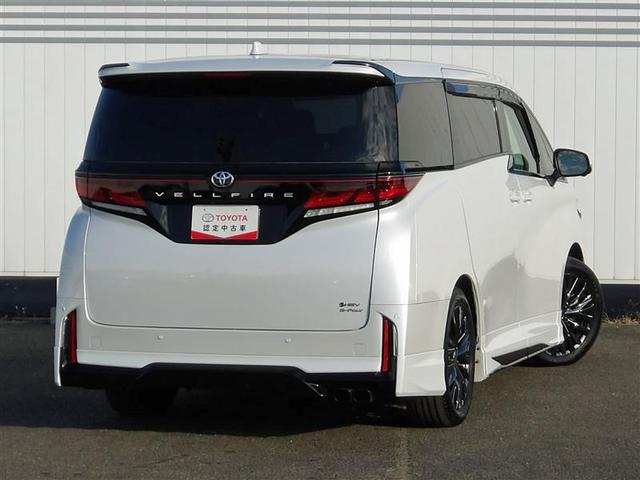 ヴェルファイアハイブリッド Ｚ　プレミア　革シート　サンルーフ　４ＷＤ　フルセグ　メモリーナビ　ミュージックプレイヤー接続可　後席モニター　バックカメラ　衝突被害軽減システム　ＥＴＣ　ドラレコ　両側電動スライド　ＬＥＤヘッドランプ　３列シート（5枚目）