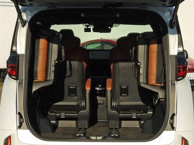 ヴェルファイアハイブリッド Ｚ　プレミア　革シート　サンルーフ　４ＷＤ　フルセグ　メモリーナビ　ミュージックプレイヤー接続可　後席モニター　バックカメラ　衝突被害軽減システム　ＥＴＣ　ドラレコ　両側電動スライド　ＬＥＤヘッドランプ　３列シート（33枚目）