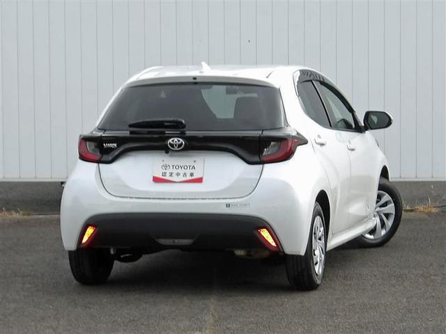 ヤリス Ｘ　フルセグ　メモリーナビ　バックカメラ　衝突被害軽減システム　ＥＴＣ　ドラレコ　ワンオーナー（5枚目）