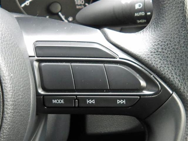 ヤリス Ｘ　フルセグ　メモリーナビ　バックカメラ　衝突被害軽減システム　ＥＴＣ　ドラレコ　ワンオーナー（18枚目）