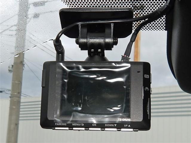 ヤリス ハイブリッドＸ　フルセグ　メモリーナビ　バックカメラ　衝突被害軽減システム　ＥＴＣ　ドラレコ　ワンオーナー　アイドリングストップ（10枚目）