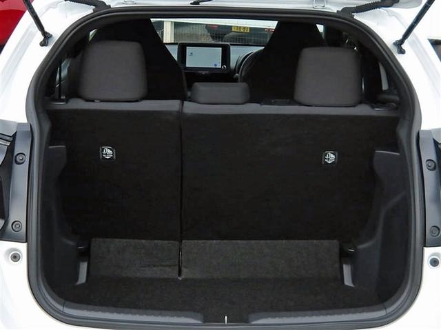 ヤリス ハイブリッドＸ　フルセグ　メモリーナビ　バックカメラ　衝突被害軽減システム　ＥＴＣ　ドラレコ　ワンオーナー　アイドリングストップ（26枚目）