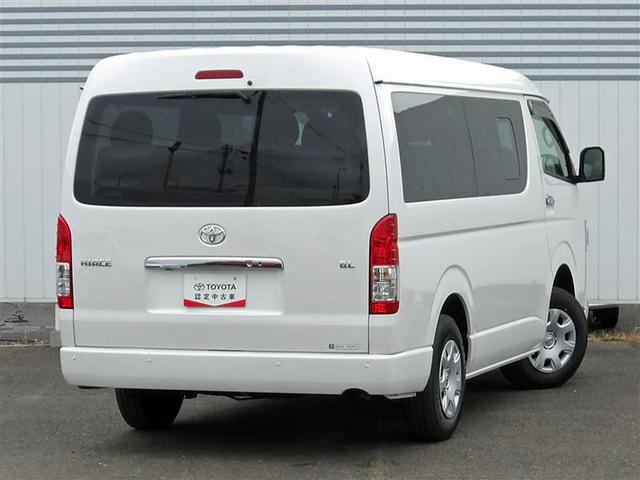ハイエースワゴン ＧＬ　４ＷＤ　バックカメラ　衝突被害軽減システム　電動スライドドア　ＬＥＤヘッドランプ　乗車定員１０人　３列シート（5枚目）