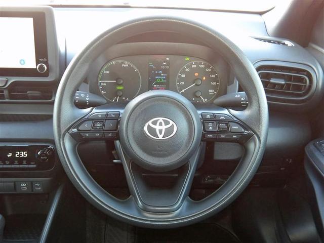 ヤリス ハイブリッドX フルセグ メモリーナビ バックカメラ 衝突被害軽減システム ETC ドラレコ アイドリングストップ(7枚目)