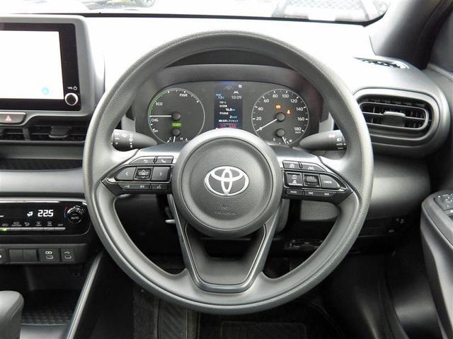 ヤリス ハイブリッドX フルセグ メモリーナビ バックカメラ 衝突被害軽減システム ETC ドラレコ ワンオーナー アイドリングストップ(7枚目)