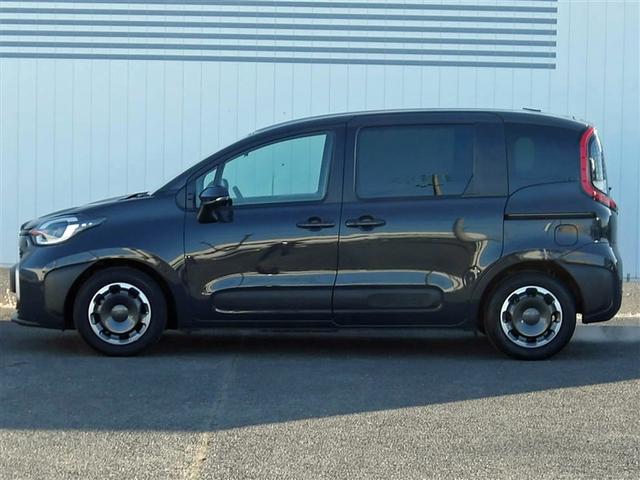 シエンタ ハイブリッドZ フルセグ メモリーナビ ミュージックプレイヤー接続可 バックカメラ 衝突被害軽減システム ETC ドラレコ 両側電動スライド LEDヘッドランプ ウオークスルー 乗車定員7人 3列シート ワンオーナー(4枚目)