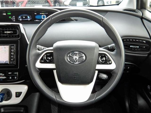 プリウス Ｓセーフティプラス　ワンセグ　メモリーナビ　バックカメラ　衝突被害軽減システム　ＬＥＤヘッドランプ　ワンオーナー　記録簿　アイドリングストップ（9枚目）