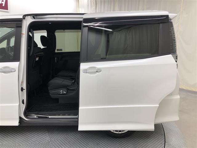 ヴォクシー ハイブリッドZS 煌II 衝突被害軽減システム ナビ&TV フルエアロ 後席モニター バックカメラ ETC アルミホイール 両側電動スライド 乗車定員7人 ハイブリッド オートクルーズコントロール LEDヘッドランプ 寒冷地(5枚目)