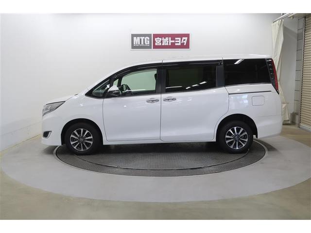 エスクァイア Ｇｉ　衝突被害軽減システム　４ＷＤ　ナビ＆ＴＶ　バックカメラ　ＥＴＣ　アルミホイール　両側電動スライド　乗車定員７人　オートクルーズコントロール　ＬＥＤヘッドランプ　ワンオーナー（8枚目）