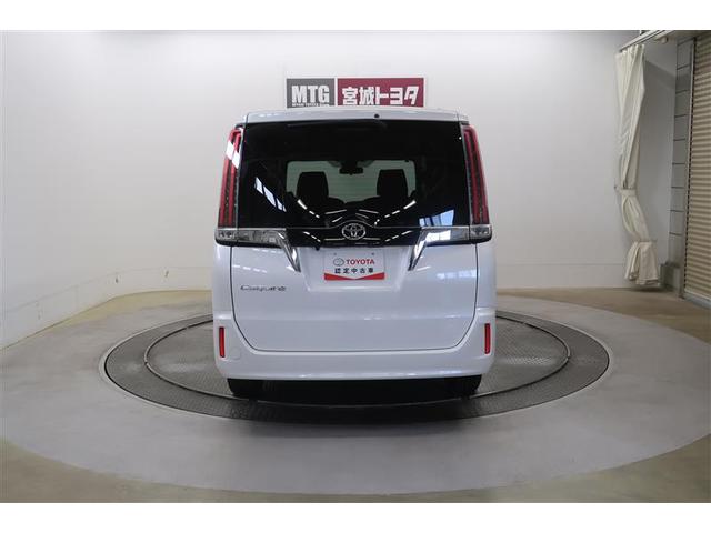 エスクァイア Ｇｉ　衝突被害軽減システム　４ＷＤ　ナビ＆ＴＶ　バックカメラ　ＥＴＣ　アルミホイール　両側電動スライド　乗車定員７人　オートクルーズコントロール　ＬＥＤヘッドランプ　ワンオーナー（12枚目）