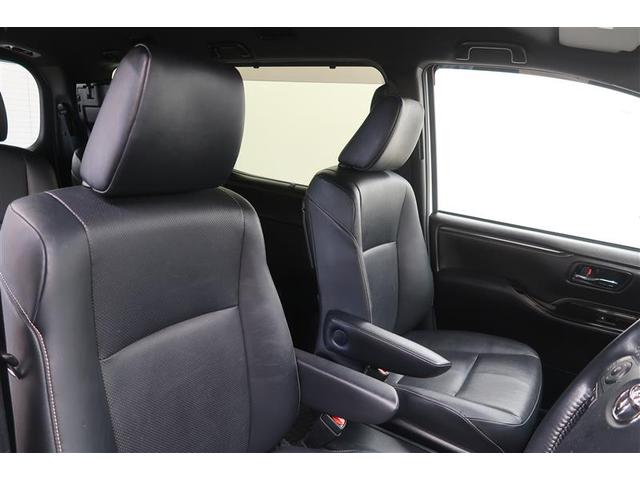 エスクァイア Ｇｉ　衝突被害軽減システム　４ＷＤ　ナビ＆ＴＶ　バックカメラ　ＥＴＣ　アルミホイール　両側電動スライド　乗車定員７人　オートクルーズコントロール　ＬＥＤヘッドランプ　ワンオーナー（13枚目）