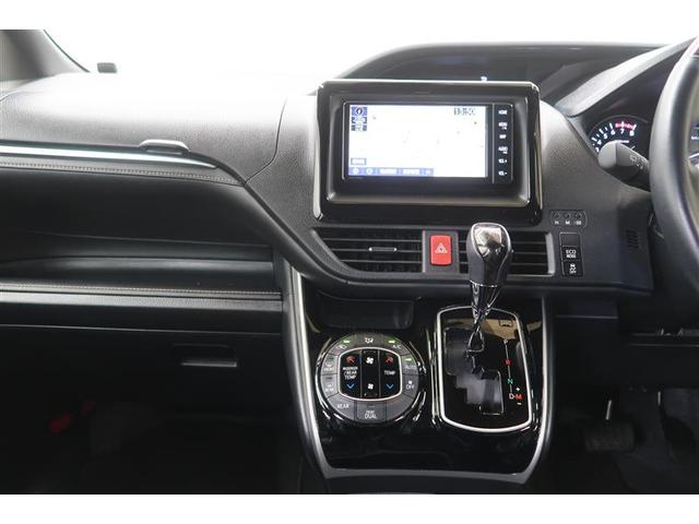 エスクァイア Ｇｉ　衝突被害軽減システム　４ＷＤ　ナビ＆ＴＶ　バックカメラ　ＥＴＣ　アルミホイール　両側電動スライド　乗車定員７人　オートクルーズコントロール　ＬＥＤヘッドランプ　ワンオーナー（17枚目）